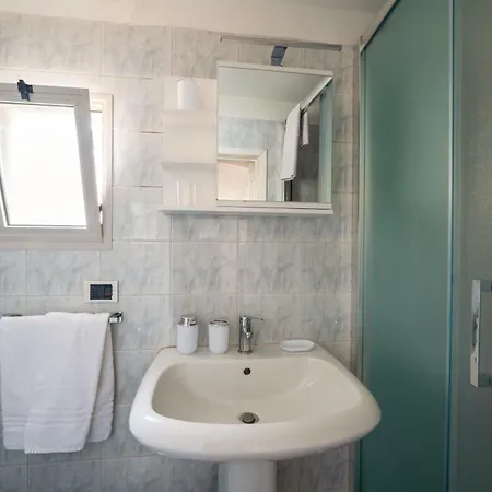 Twins House - Second Appartement *